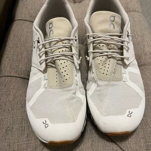 On Running Men's Cream and White Athletic Shoes